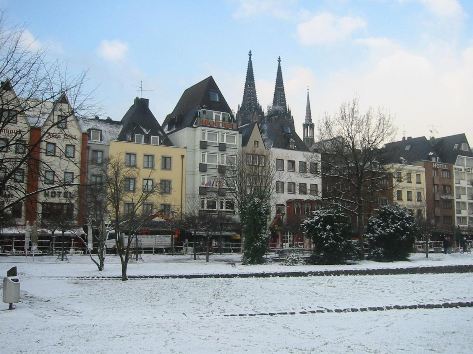 Hotel Roemerhafen Köln Eksteriør bilde